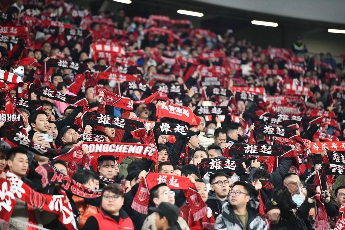 包含国际米兰集结日远射贴柱，志在中超名次提升，态度坚定，纪律约束更严格的词条