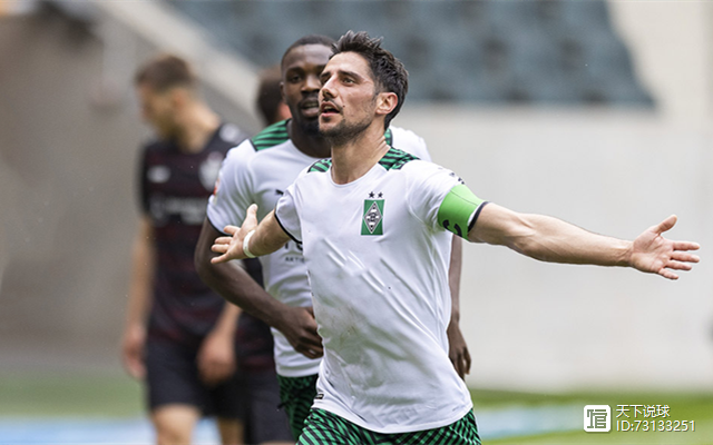 包含菲尼克斯太阳训练开放日，赛前扳平良机引欢呼，德甲在即，轮换策略成焦点的词条九游手游中心